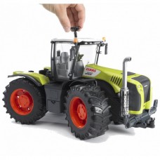 TRAKTOR CLAAS XERION 5000 BRUDER